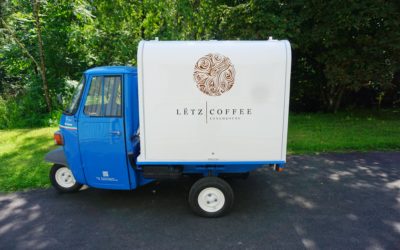 La magie du café : Une collaboration savoureuse entre LA FABRIQUE A SOUVENIRS et LETZ COFFEE.